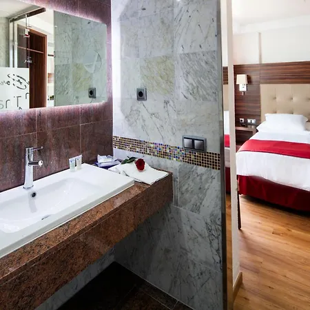 Europe Playa Marina - Adults Only Hotel Illetas