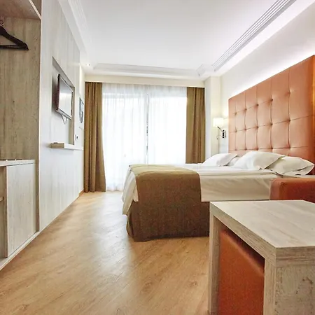 Europe Playa Marina - Adults Only Hotel 4*